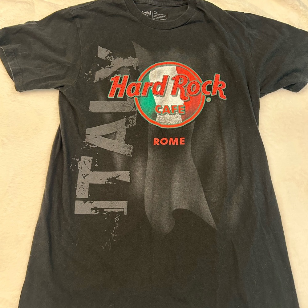 Retro Hard Rock Cafe Rome, Italy Charcoal Tee with Red and Green‎ Logo
